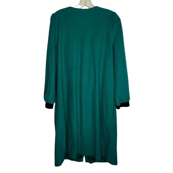 Vintage Intimate Options Robe - Picture 5 of 6